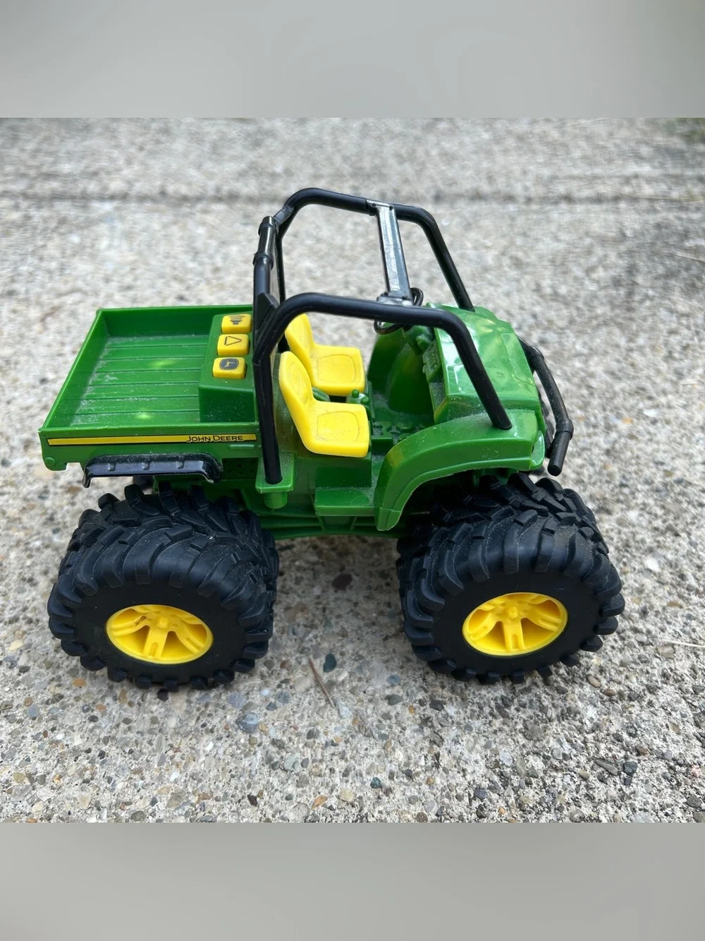 John Deere toy truck and tractors with light and sound